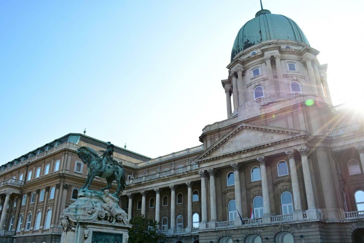 Buda Palace Apartment With Balcony Budapesta Exterior foto